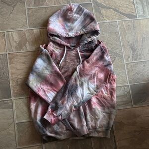 Gildan Multicolor Tie-Dye Hoodie